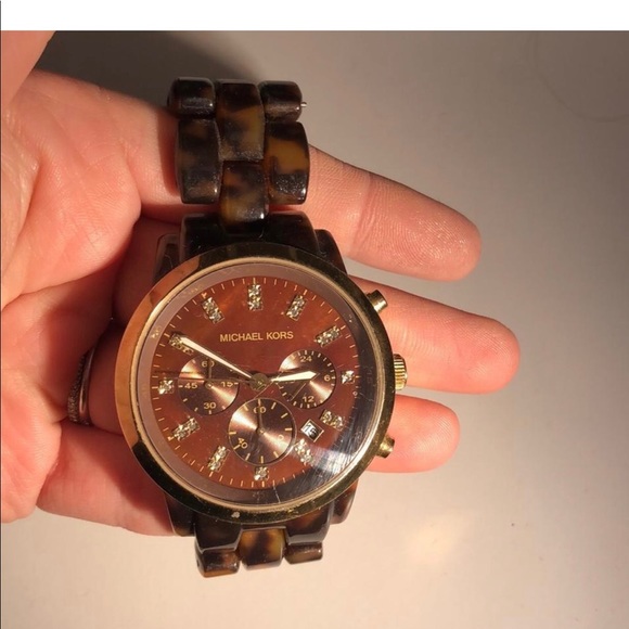 Michael Kors Gold & Tortoiseshell Watch (working) - Picture 8 of 8
